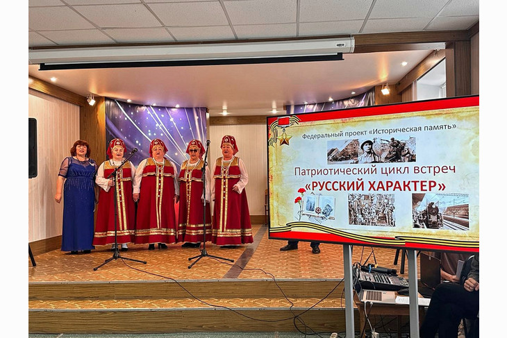 В Губкине для студентов состоялся литературно-музыкальный час «Русский характер»