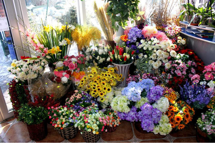 В Губкине на Пасхальной ярмарке можно будет приобрести живые и искусственные цветы по доступным ценам