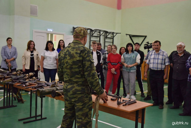 В Истобном прошла первая встреча местных жителей с представителями самообороны из Губкина