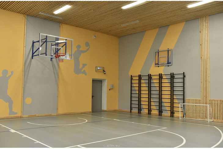 В Скороднянской школе Губкинского округа отремонтировали спортзал